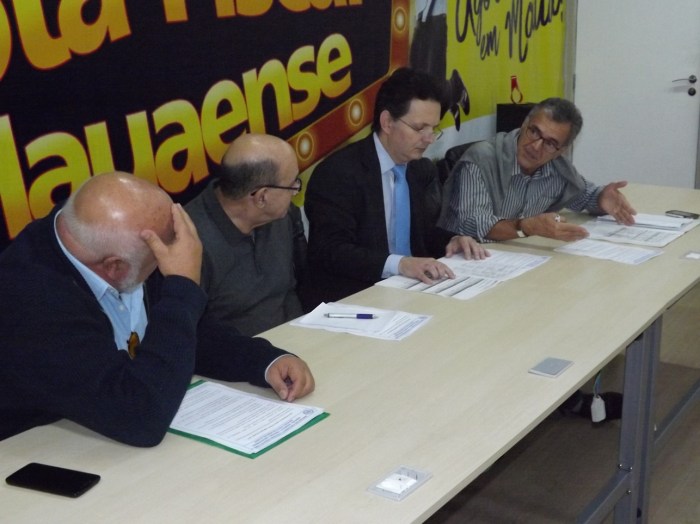 20180704-reuniao-de-negociacao-campanha-salarial-sindserv-maua-foto-por-lucas-miranda-009 - 964x1286